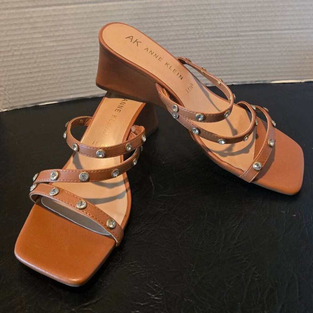 BRAND NEW Ann Klein Caramel Block Heel Strappy Square Toe Faux Diamond Sandel